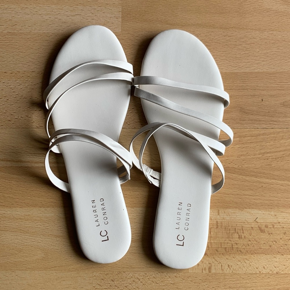 LC Lauren Conrad white slide sandal